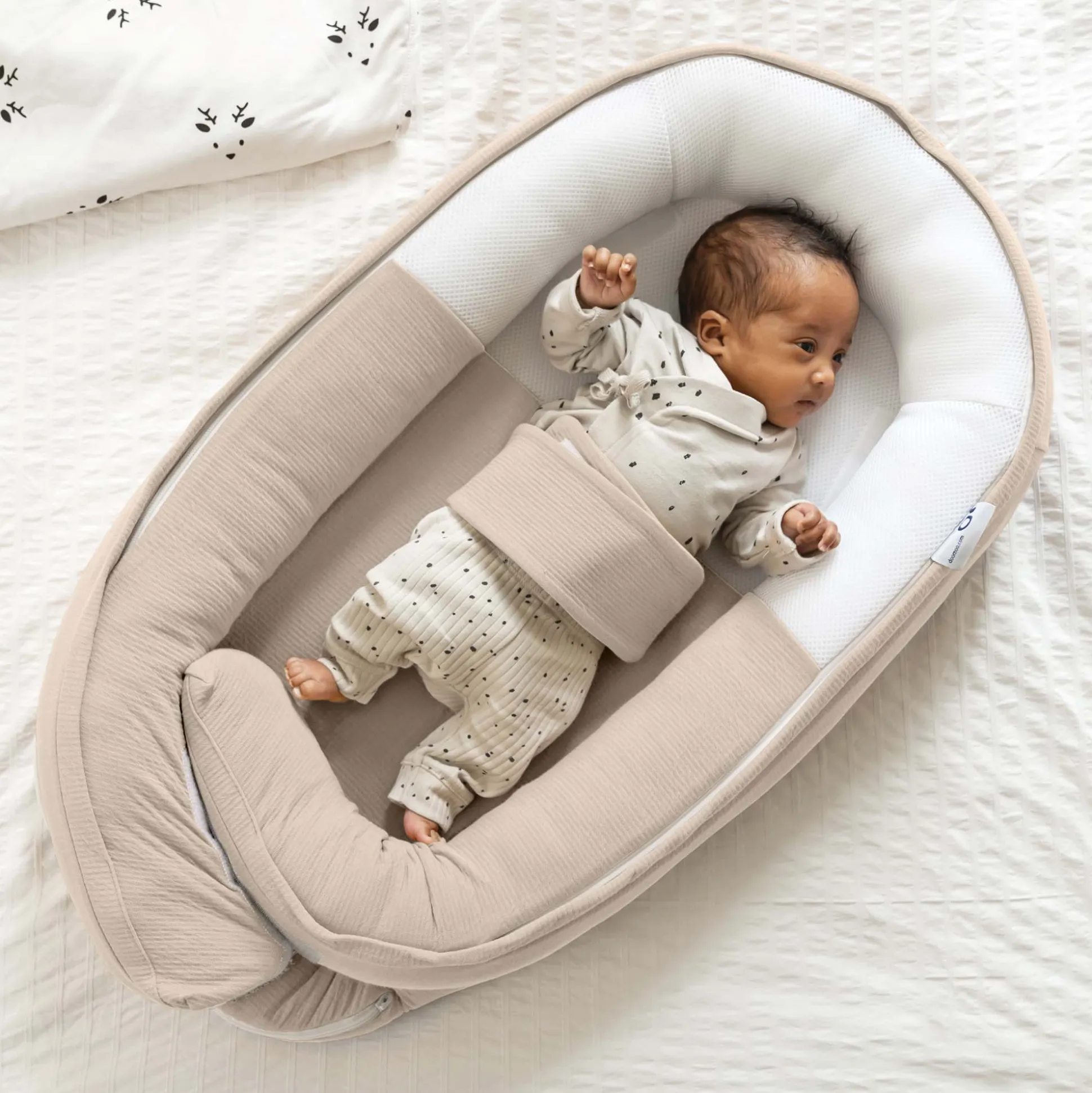 Doomoo cocoon babynestje Sandbrown
