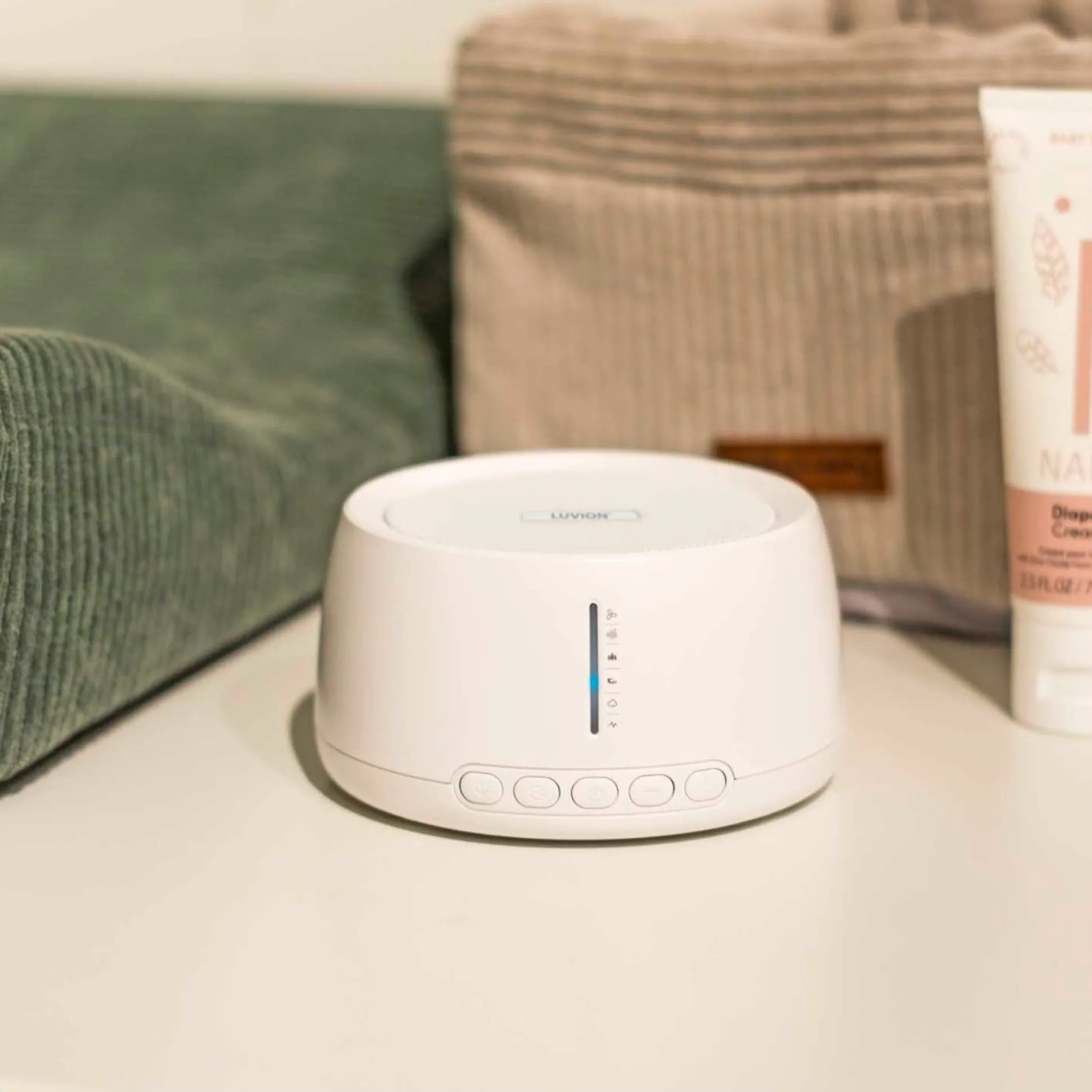 Luvion white noise speaker wit