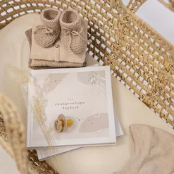 Maan Amsterdam invulboek 9-maanden - zwangerschap - collectie Eclipse Sandbrown