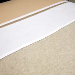 Meyco ledikantdeken sand melange bruin