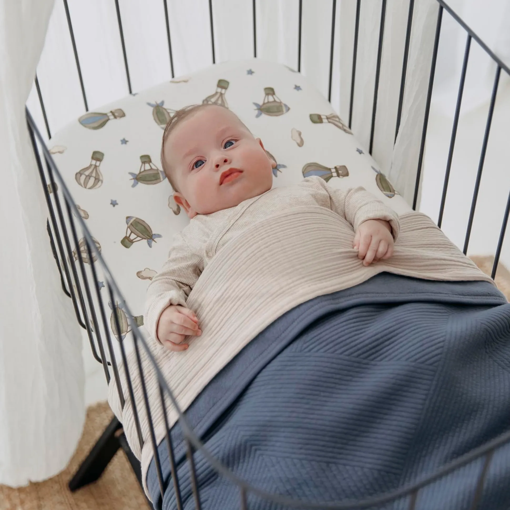 Meyco ledikanthoeslaken air balloons wit