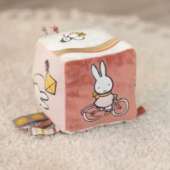 Nijntje kubus Fluffy Pink