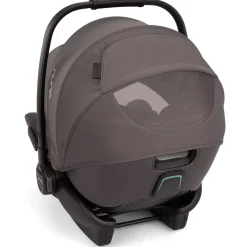 Nuna Arra Flex met Nuna Base Curv