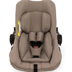 Nuna Pipa Next met Nuna Base Curv