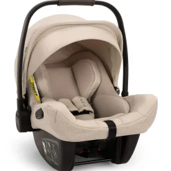 Nuna Pipa Next met Nuna Base Curv