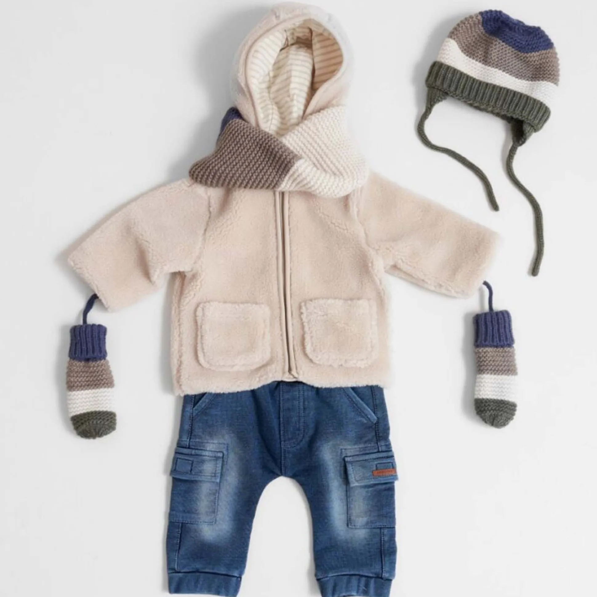 Prénatal baby muts groen