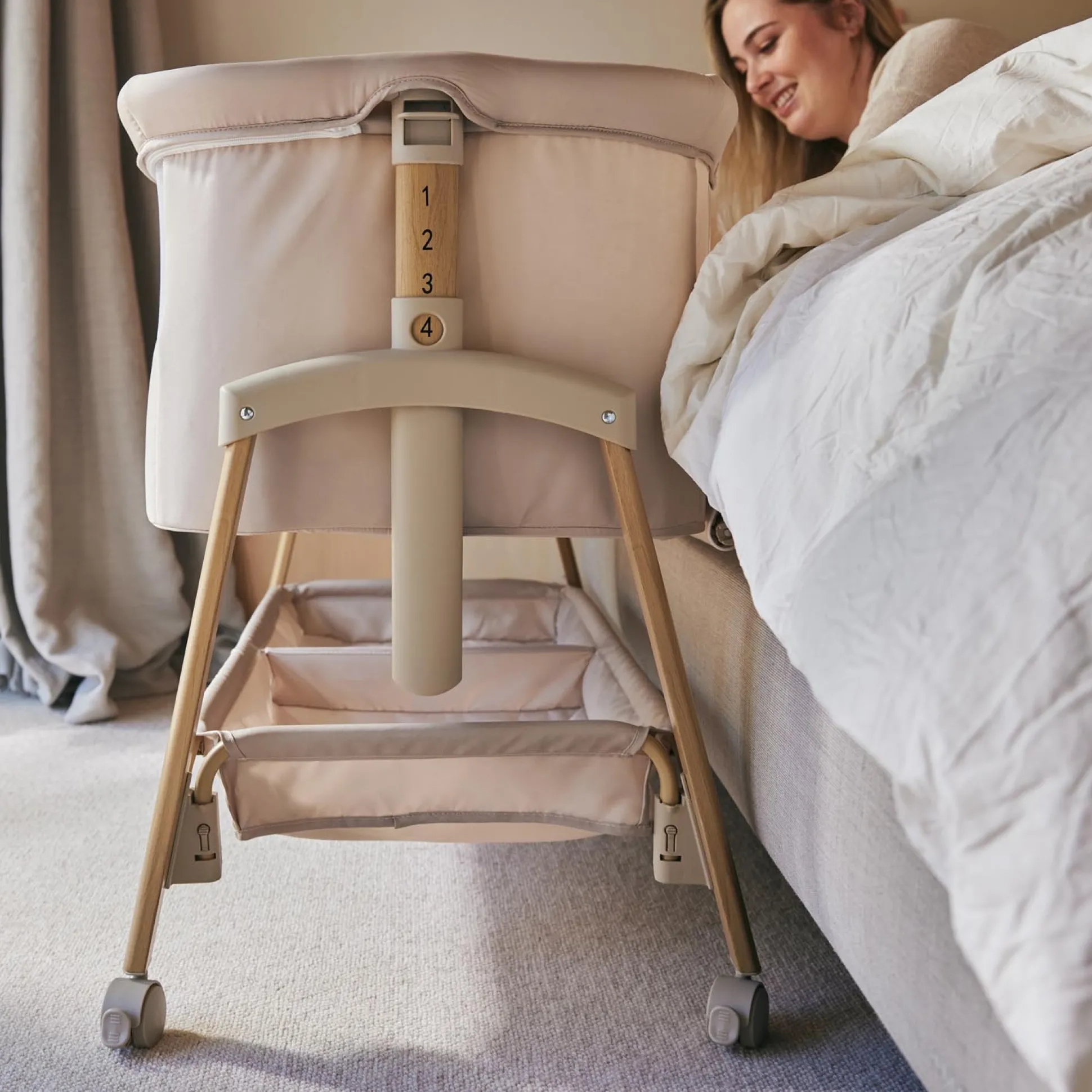 Prénatal co-sleeper Steffi Beigebrown