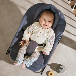 Prénatal houten kinderstoel Evan bundel taupe