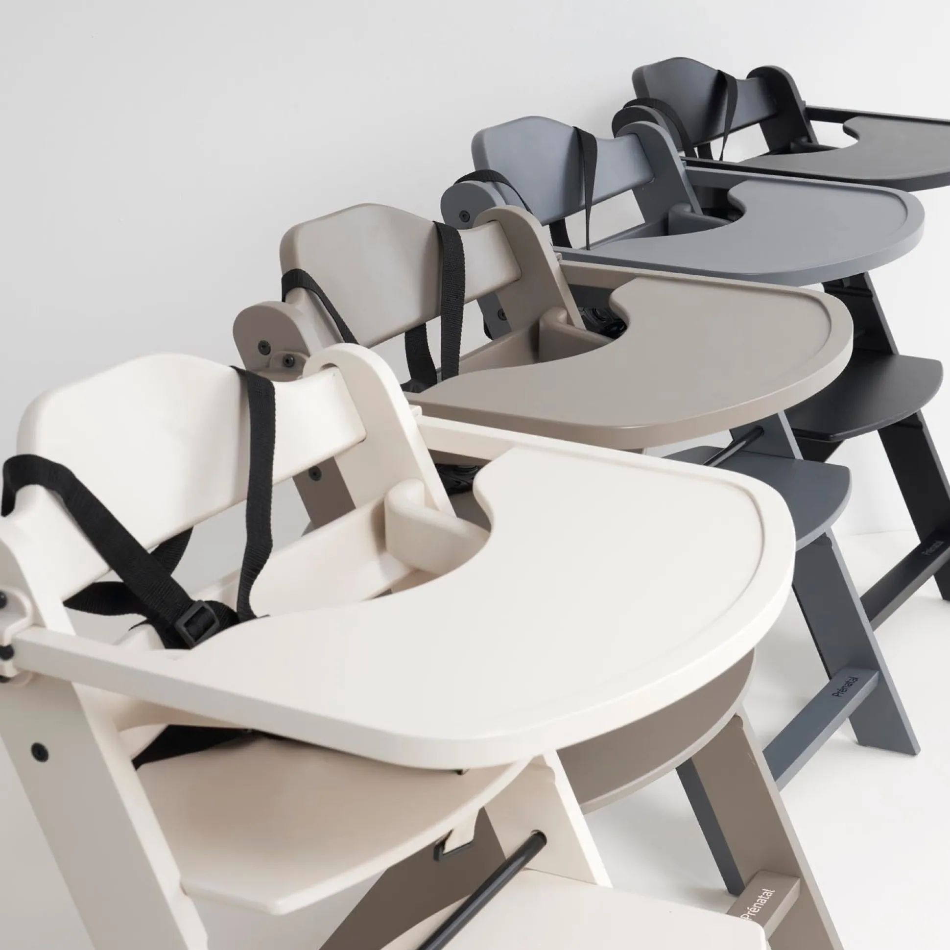 Prénatal houten kinderstoel Evan bundel wit