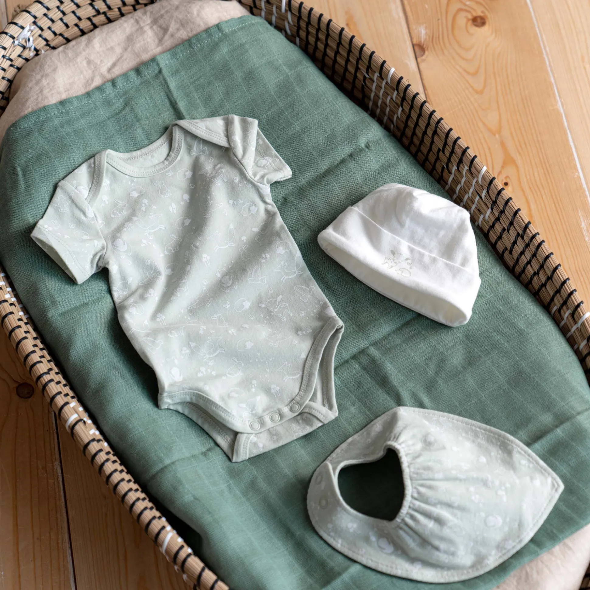 Prénatal new born giftset Green