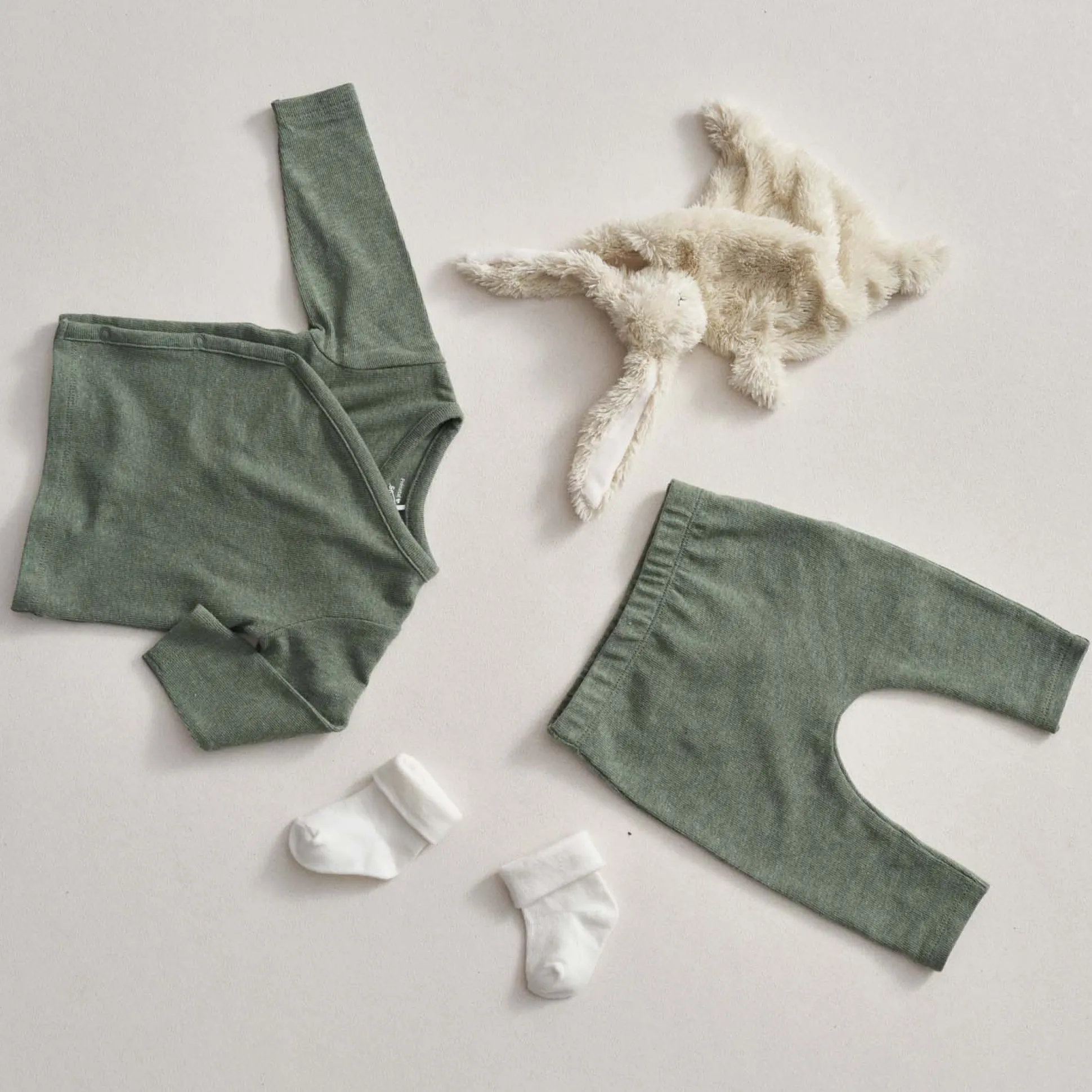 Prénatal newborn overslagshirt lange mouwen effen groen