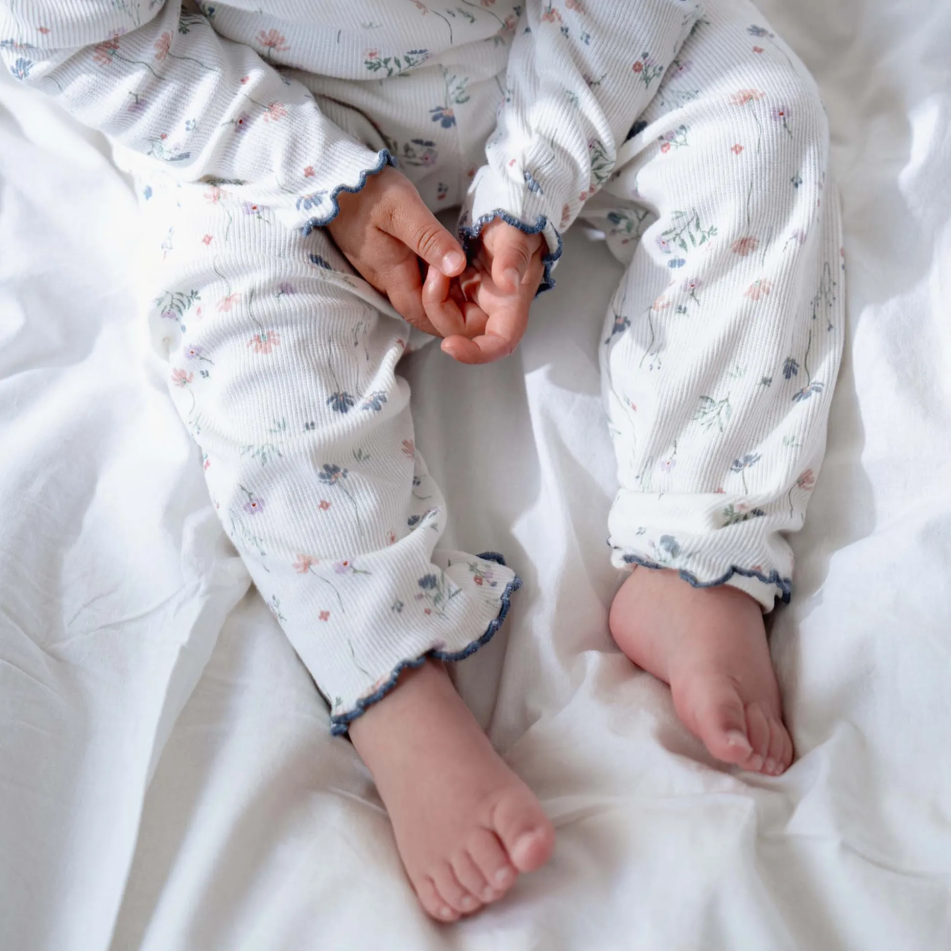 Prénatal peuter pyjama romantische rib wit