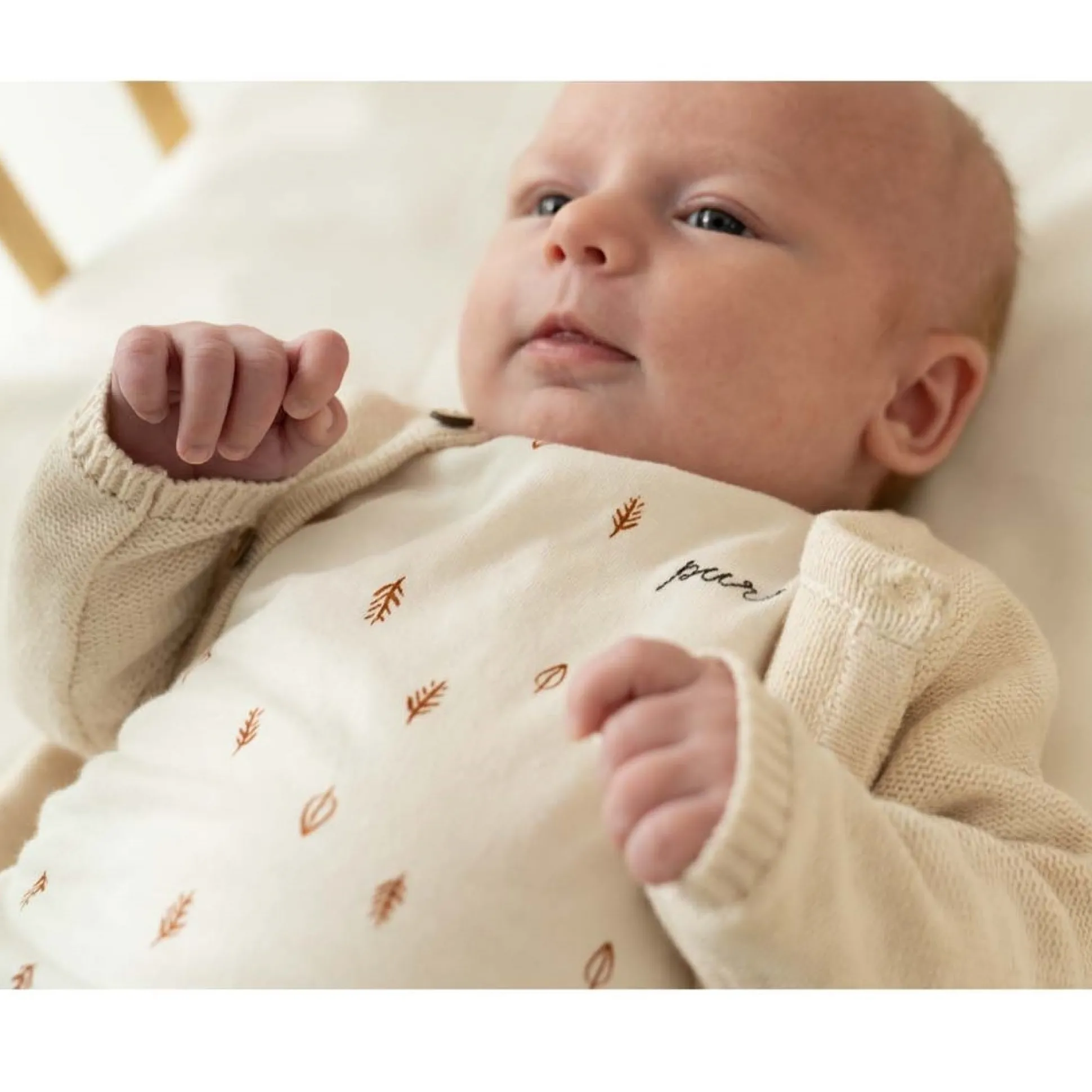 Prénatal Pure newborn vest, shirt, broek & slofjes