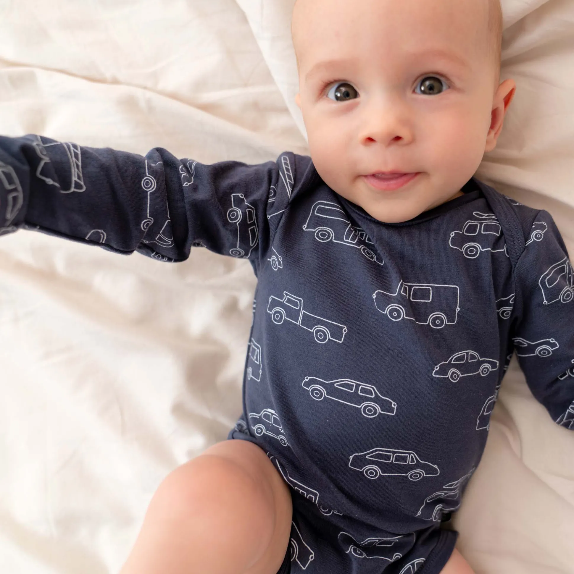 Prénatal romper auto's lange mouwen all over print blauw