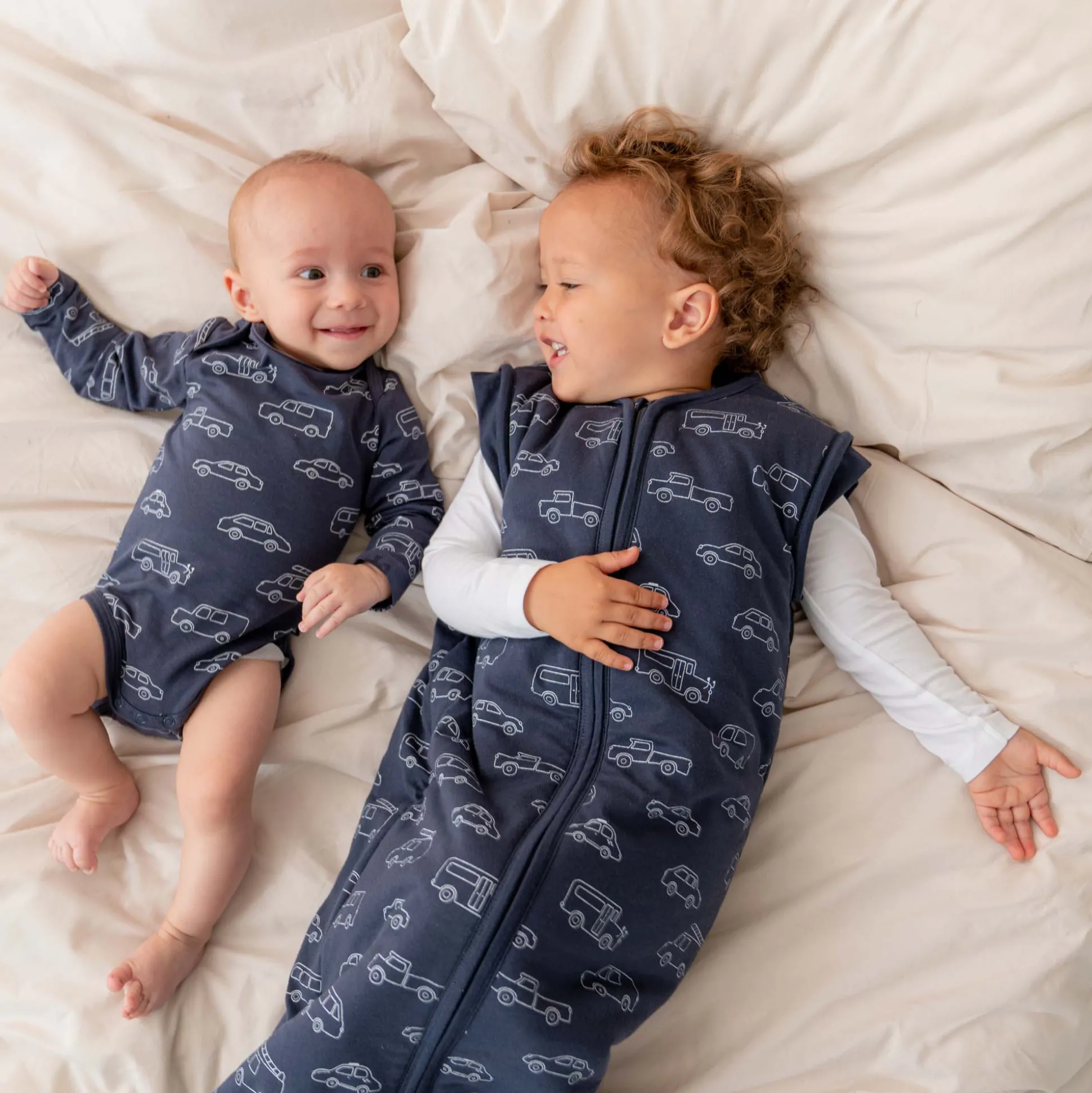 Prénatal romper auto's lange mouwen all over print blauw