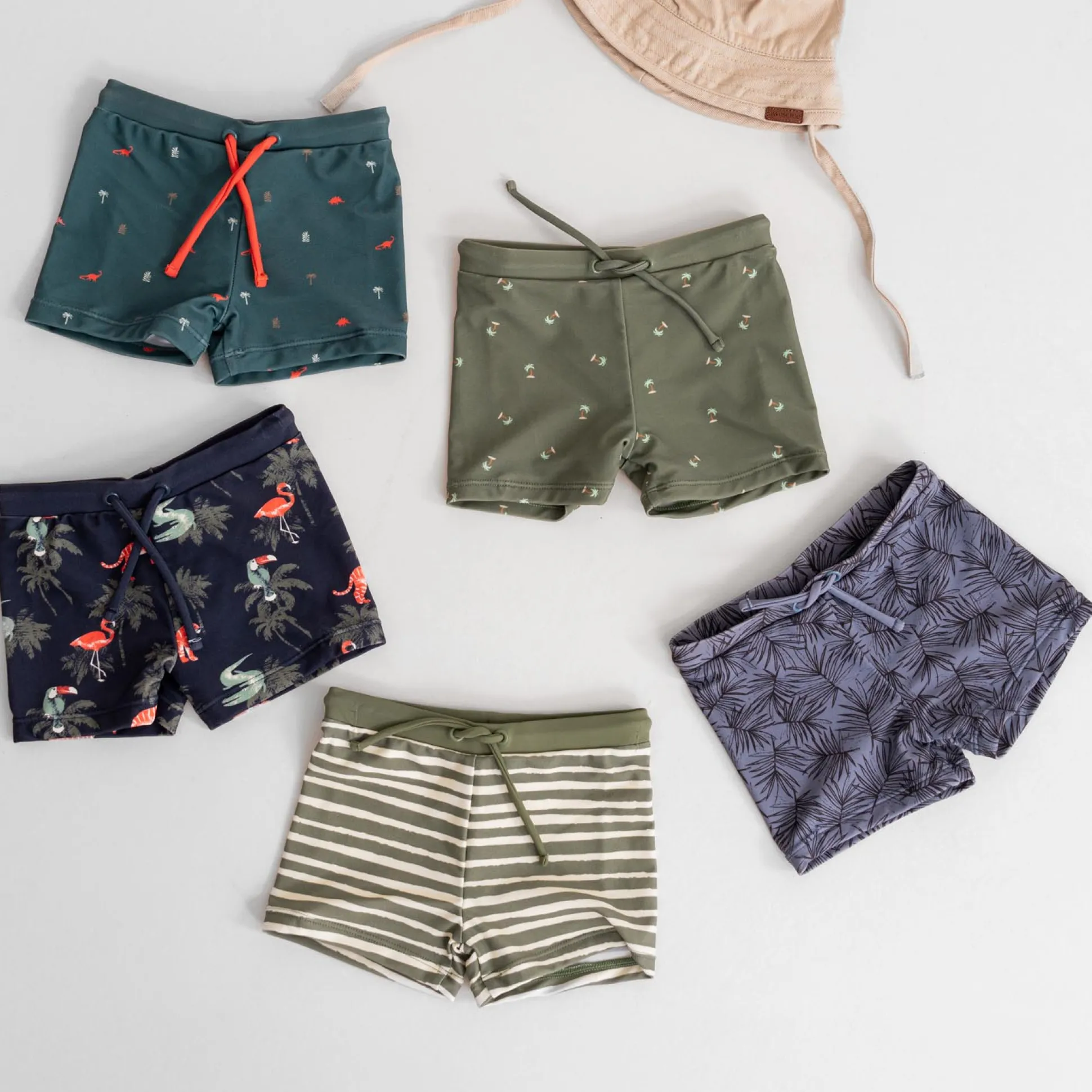 Prénatal zwemboxer palmbomen all over print groen