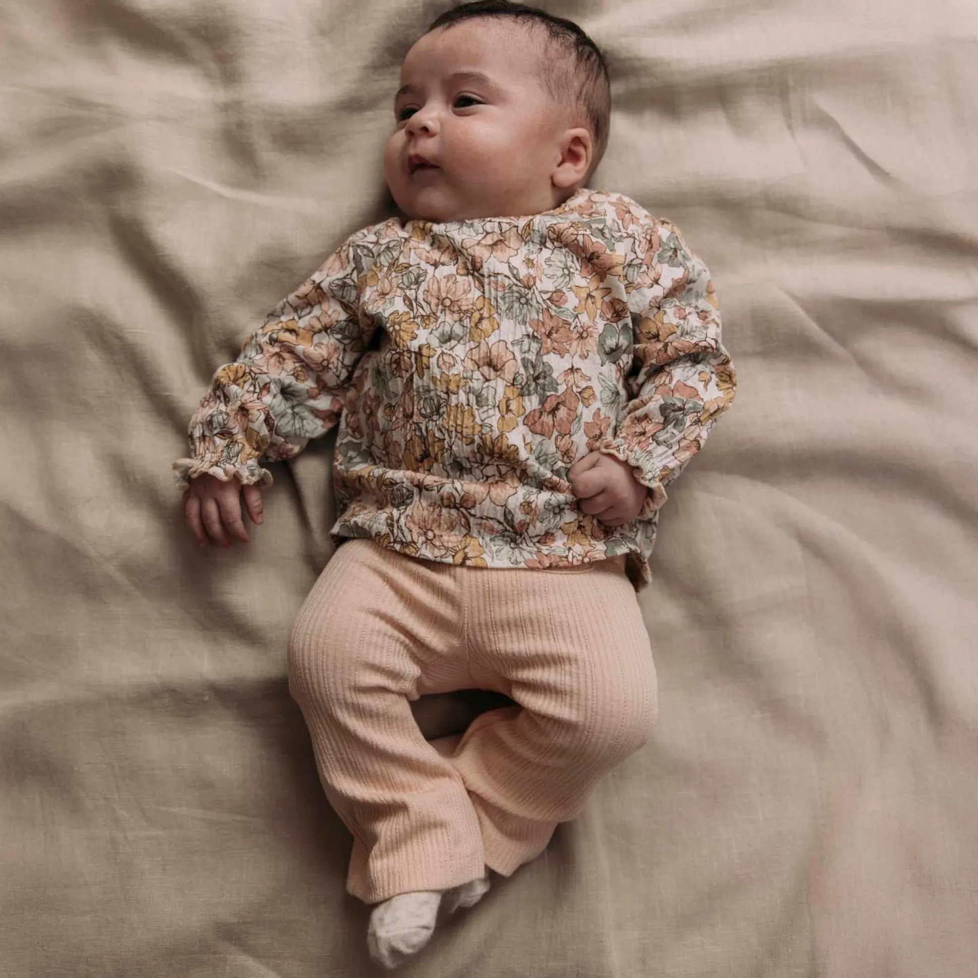Sweet Petit baby broek Ize effen roze