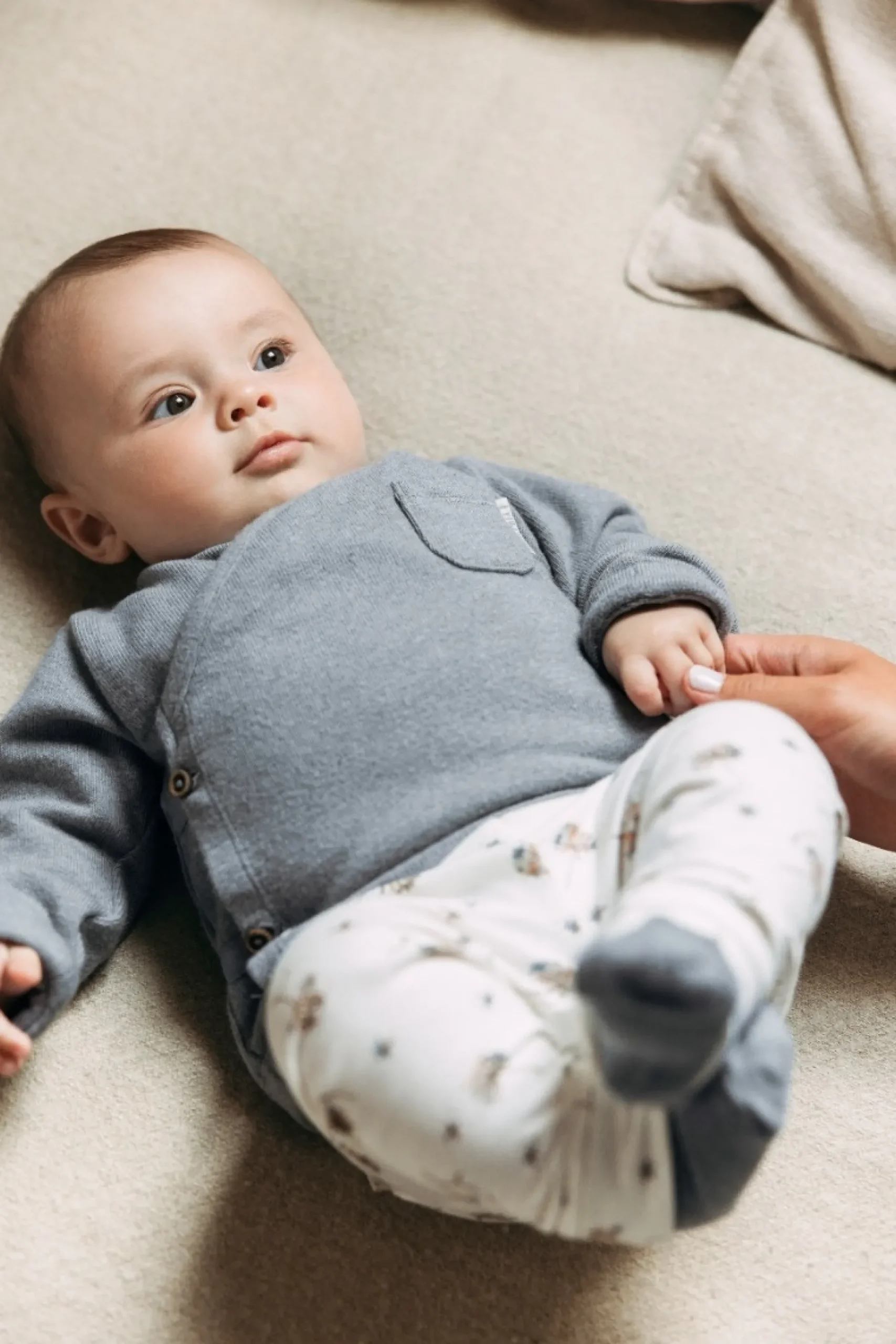 Sweet petit mini overslag shirt, broekje & sokken